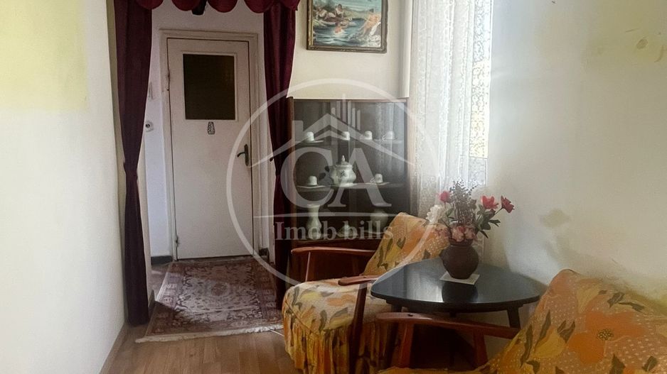 Apartament cu 3 camere de vânzare în zona Rogerius, Oradea - Poză 6