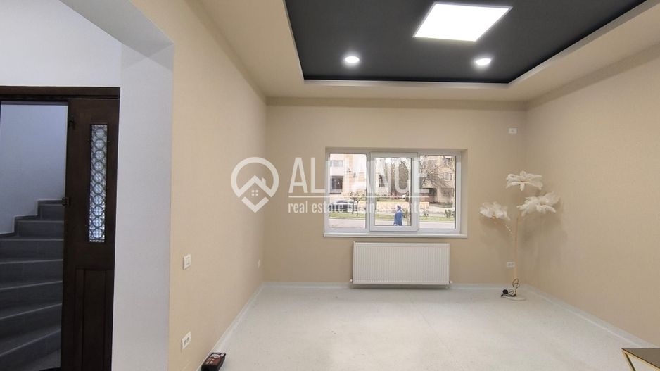 Capitol Bulevardul Mamaia Vila D+2E+M - Poză 2