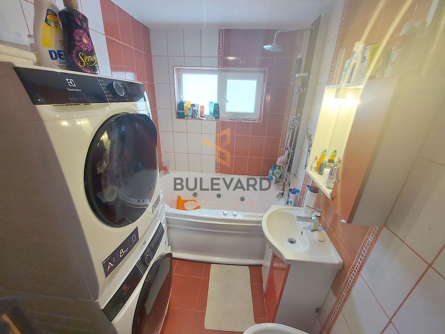 Apartament cu 3 camere/65 mp, zona strazii Eroilor! - Poză 3