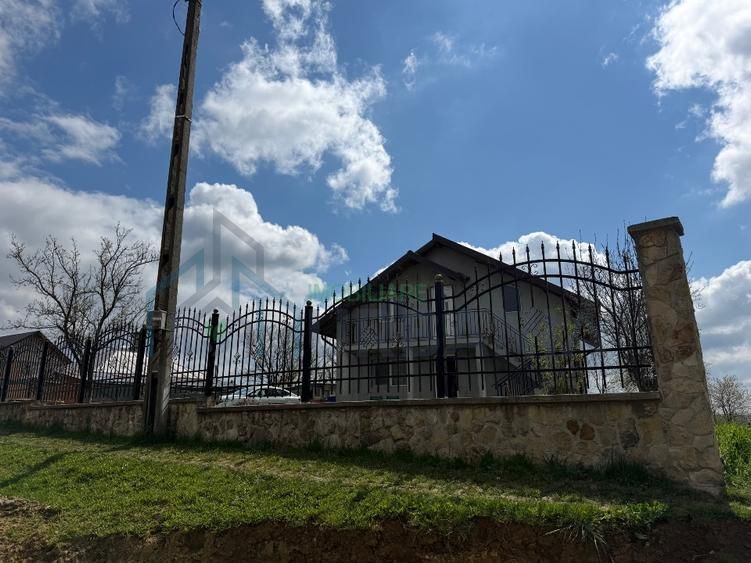 Casă P+M, 129 mp, teren 1640 mp, Cărbunari (Grajduri) – două unități separate - Poză 6