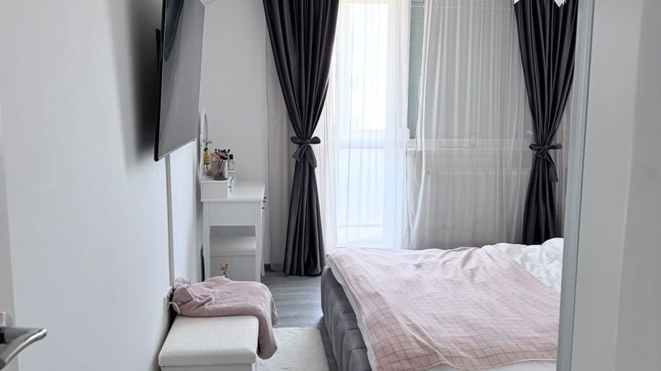 Apartament 2 camere,suprafata generoasa,mobilat si utilat,loc de parcare subtera - Poză 23