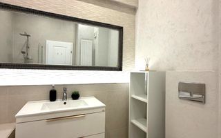 Apartament de 2 camere, 60mp, lux, zona Centrala - Poză 9