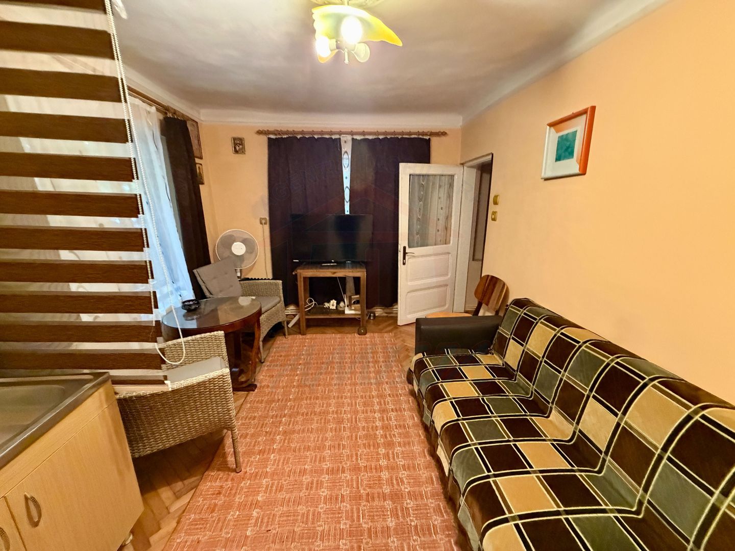 700 mp, teren intravilan, zona Centru, 150.000 euro - Poză 17
