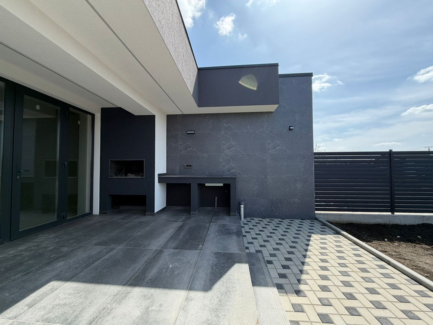 Duplex Hi-Tech 250 m2, Pașcani - Poză 21