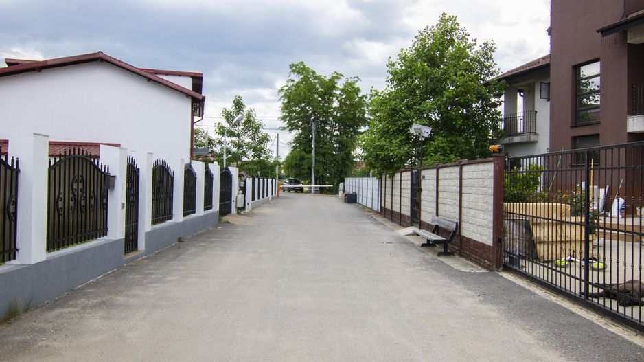 Casă / Vilă, 5 camere, teren 690 Mp., Prelungirea Ghencea - Maracineni - Poză 44