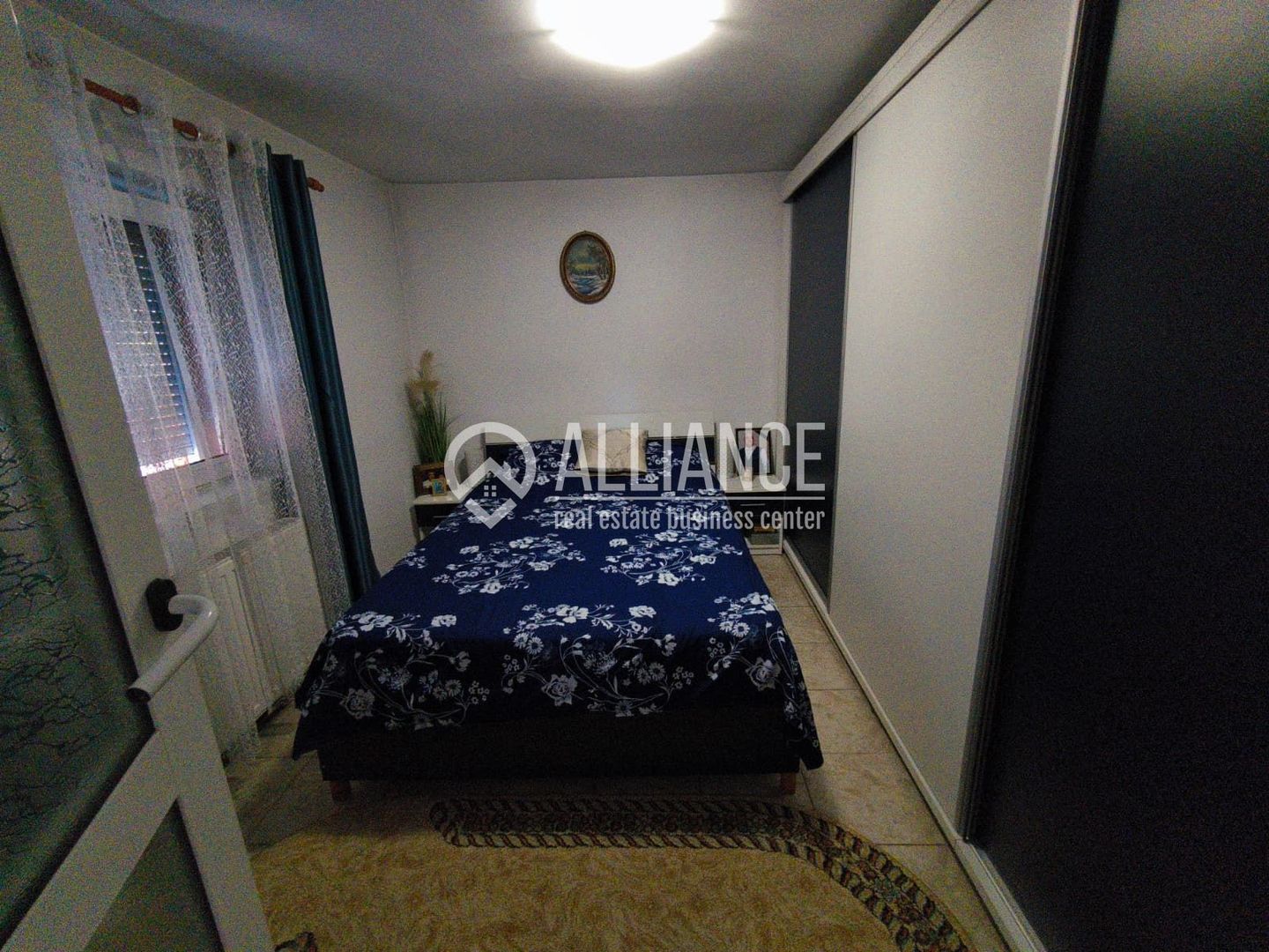 VIILE NOI - casa cu o curte generoasa disponibila imediat - Poză 10