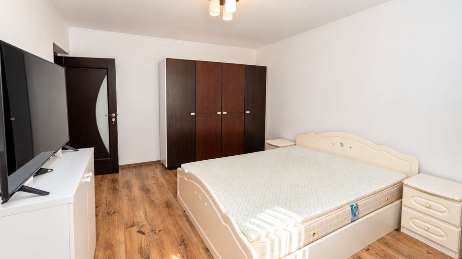 Apartament 2 camere de vanzare, 67mp mobilat, parcare, bloc cu 6 ap. - Poză 3