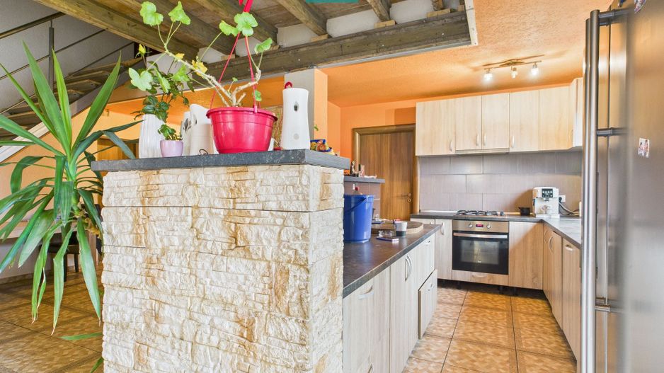 Casă individuală spațioasă, la 10 km de Timișoara - Poză 32