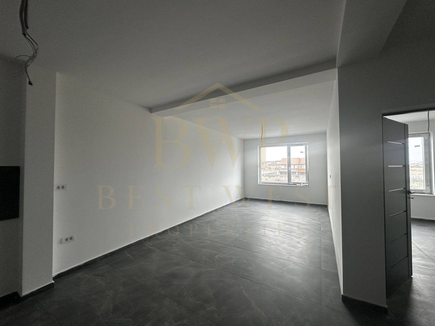 Apartament cu 2 camere, Giroc, drum asfaltat - Poză 6