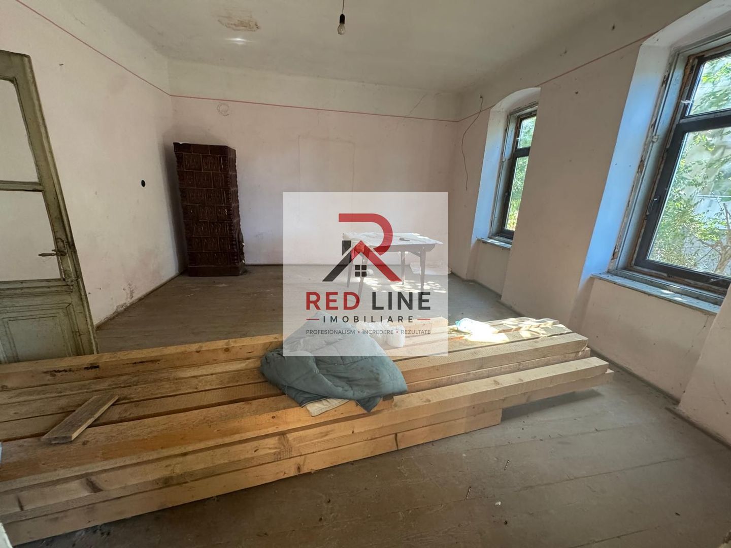 Casă individuală solidă din cărămidă 100 mp - B. Herculane - Poză 11
