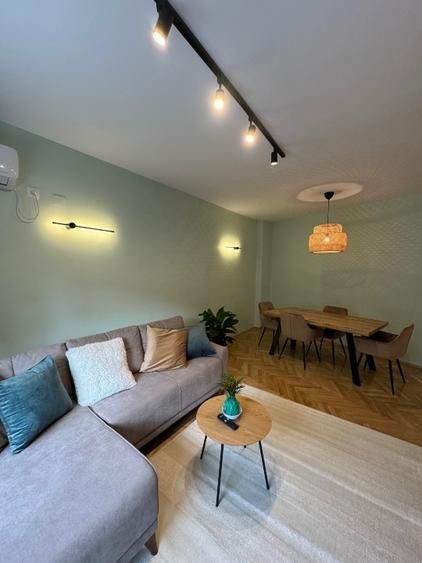 Apartament 2 camere decomandat, renovat complet, parcare, fără risc seismic - Poză 2