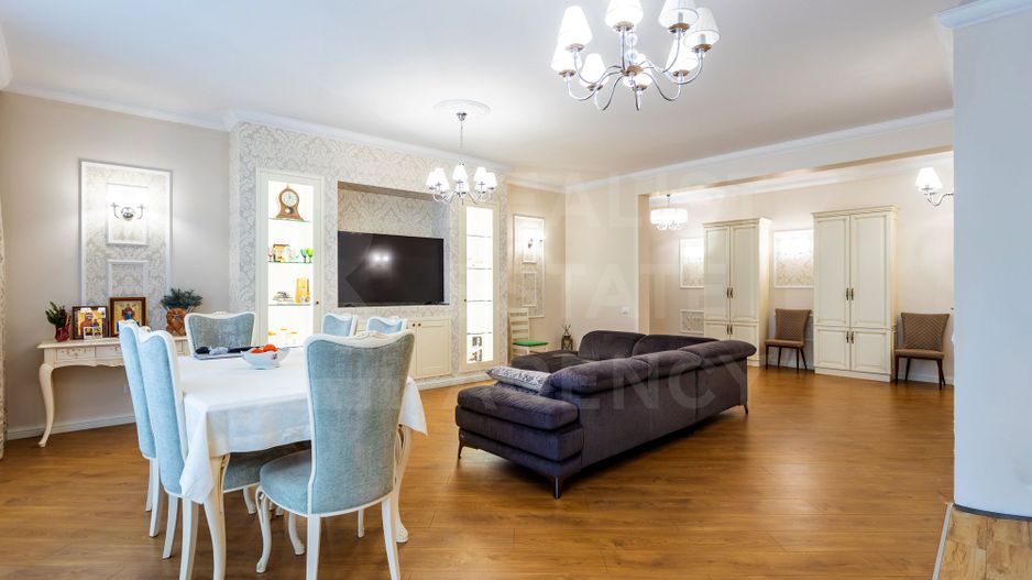 Vânzare apartament, 3 camere, Coliseum Palace - Poză 2