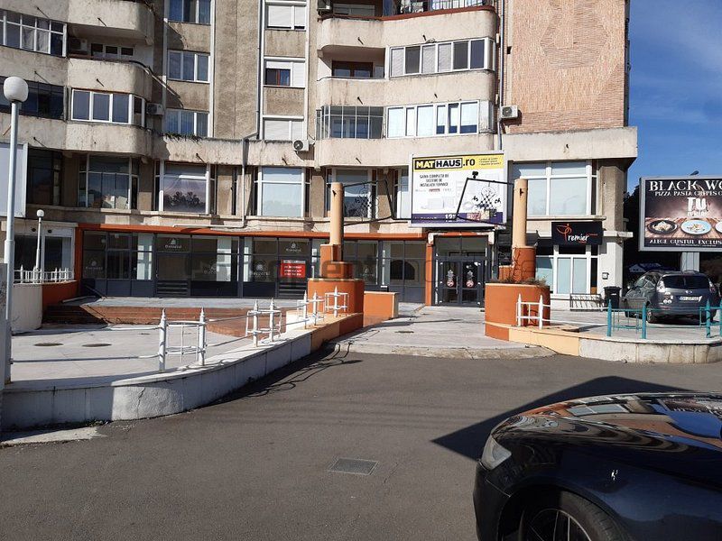 Spațiu comercial de inchiriat_ Piata Creanga - Poză 1