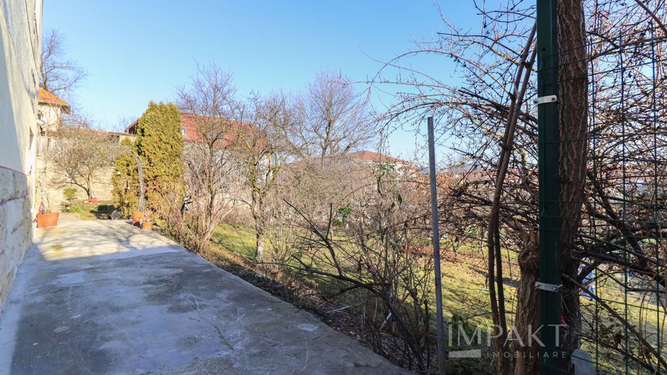 Apartament cu 3 camere si cota parte de gradina, zona strazii Horea! - Poză 16