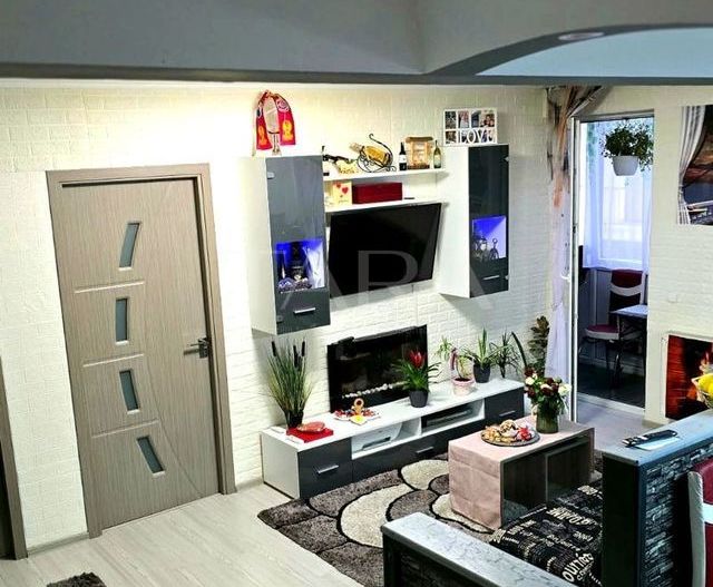 Apartament 2 camere, etaj intermediar, Florești. - Poză 1