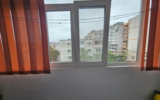 De vânzare apartament 3 camere, Prudu – Complex 2 - Poză 2