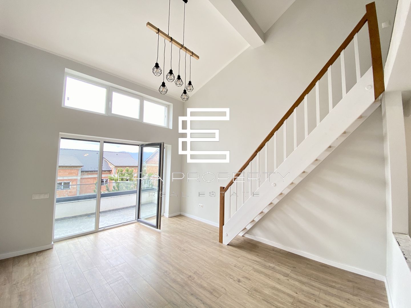 Penthouse 4 camere, 103 mp -intabulat - zona Aeroport Sibiu - Poză 11