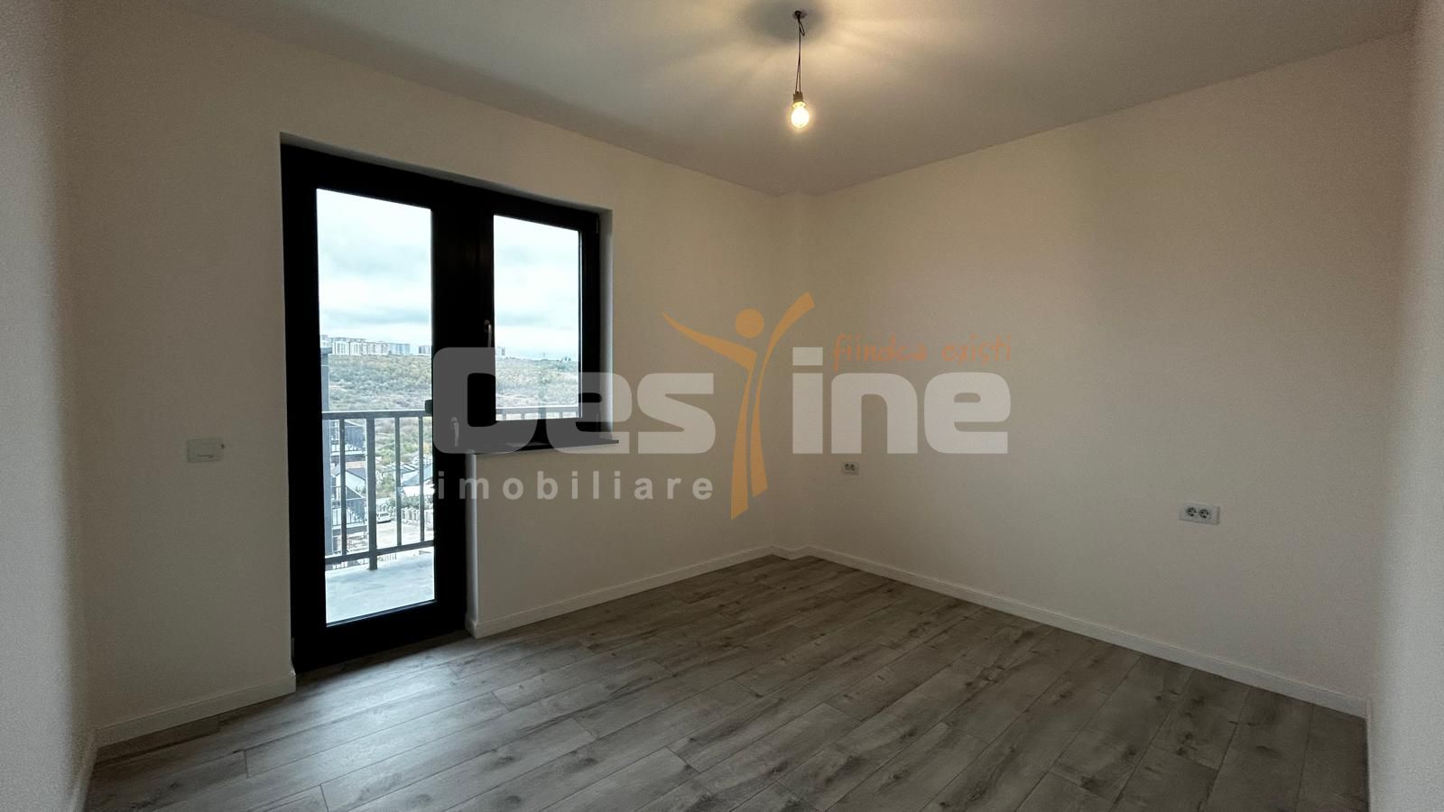 Apartament 2 camere decomandat, etaj intermediar + loc parcare, Rediu - Poză 5