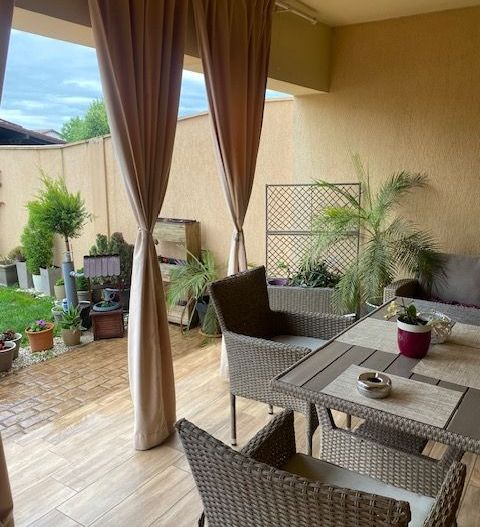 Duplex cu piscina Dumbravita Zona PADURE - Poză 30