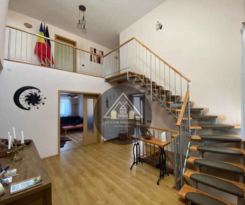 Casă mare și modernă - Poză 10