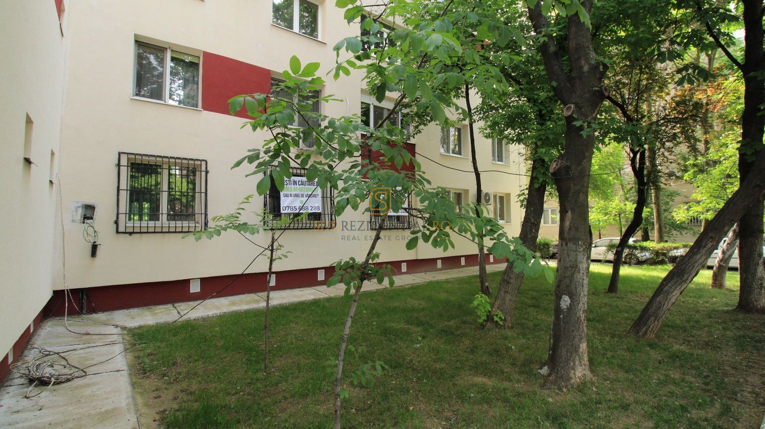 Apartament 4 camere cu potential comercial, stradal, comision0% - Poză 2
