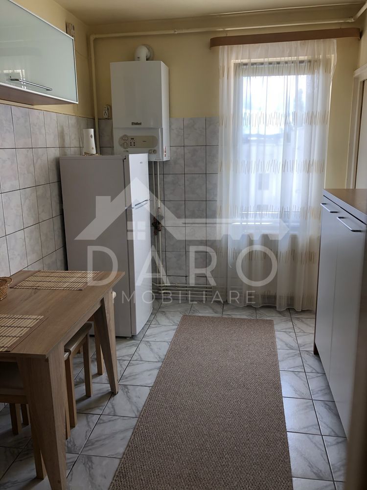 Inchiriez apartament cu 3 camere zona Univ. Dimitrie Cantemir - Poză 5