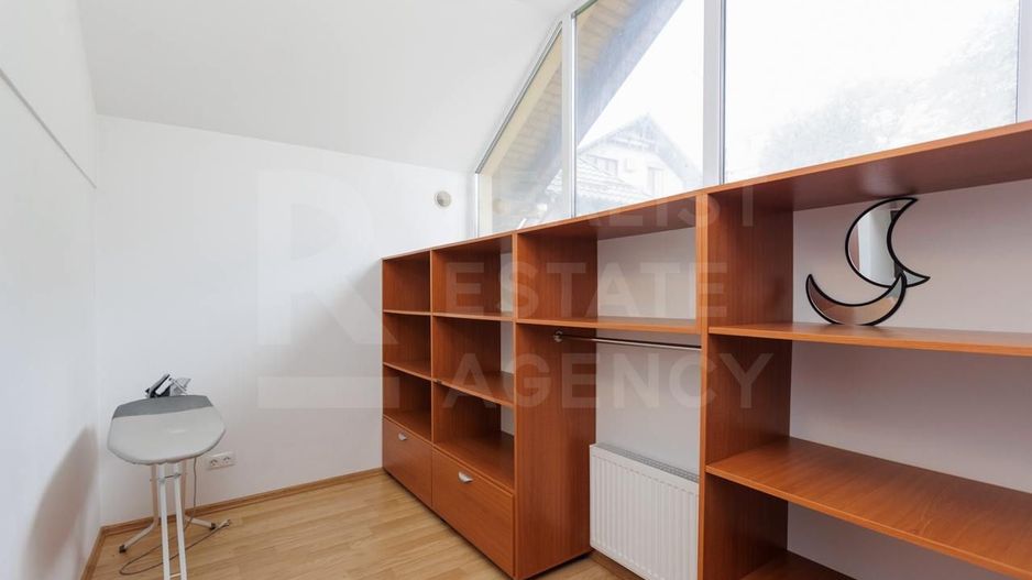 Chirie, Duplex, 6 camere, Strada Vasile Lupu, Buiucani - Poză 13