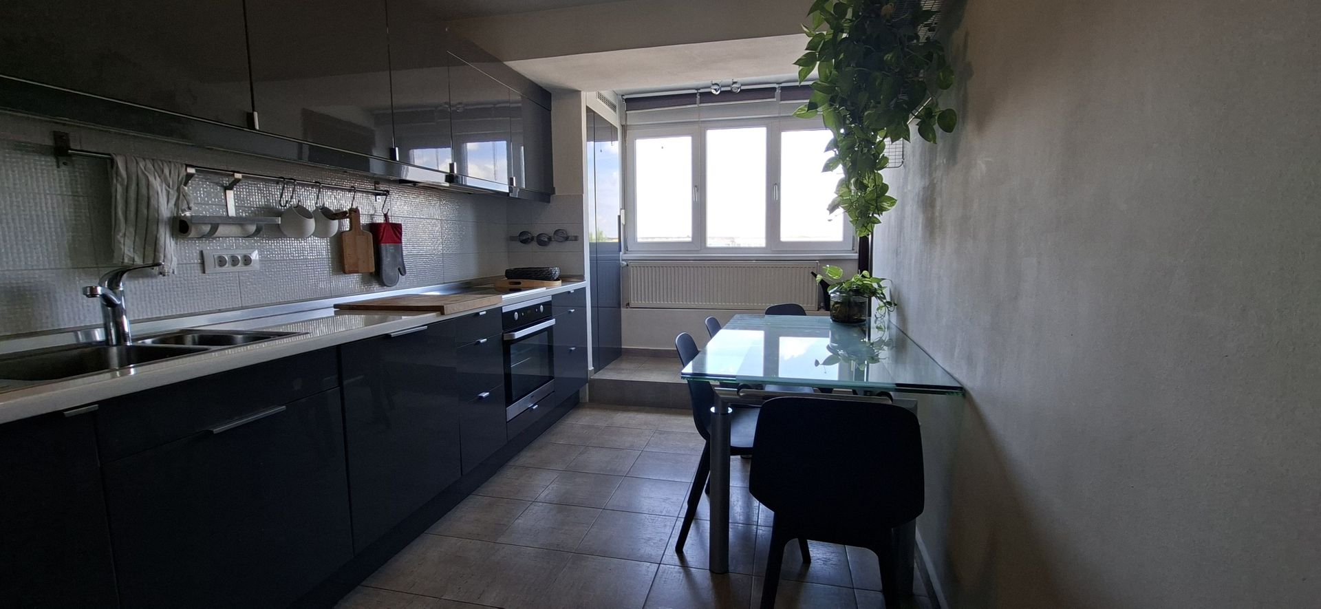 Apartament cu 4 camere si scara interioara - zona Judeatan - Poză 8