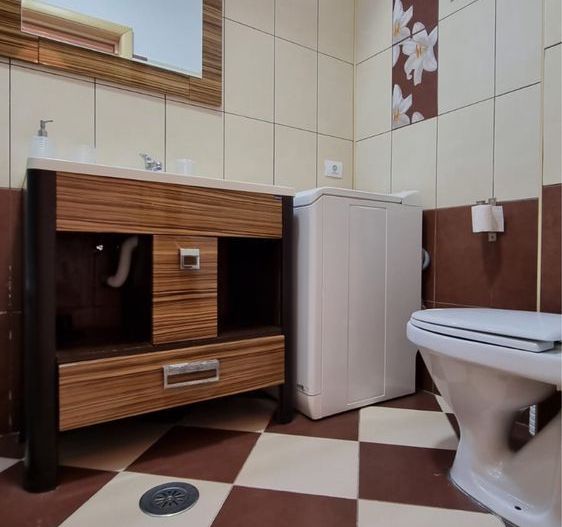 Vand apartament 2 camere Mamaia - Poză 6