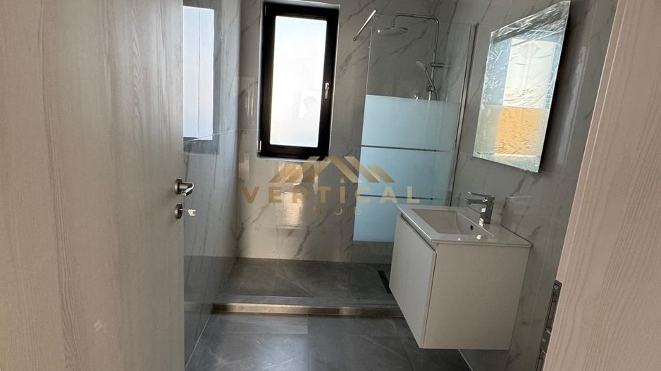 Casa 4 camere, parter,  Comuna Berceni - Poză 2