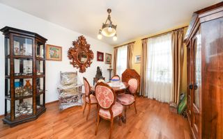 Casă deosebită de vânzare în centrul Brașovului - Poză 18