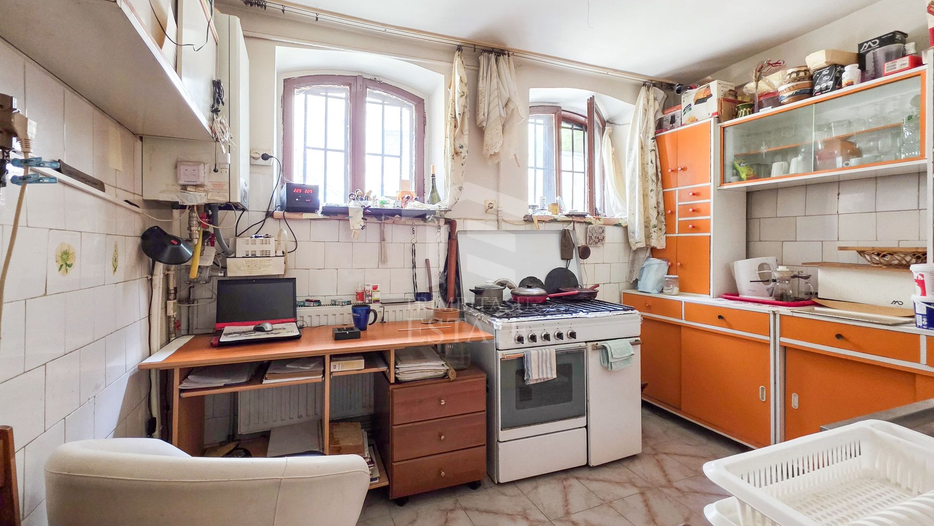 Apartament 3 Camere în Casă | Bd. Dacia 127 | Garaj + Curte - Poză 10