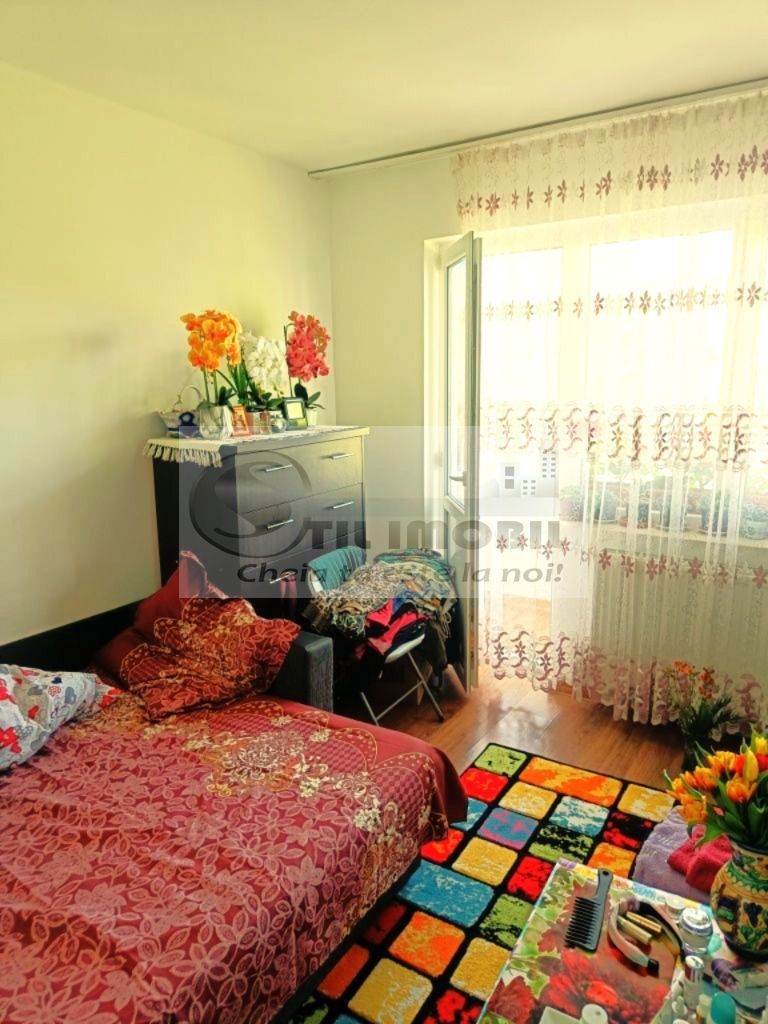 Ap 3 camere, decomandat - Podul de Piatra - 107.000 Euro - Poză 6