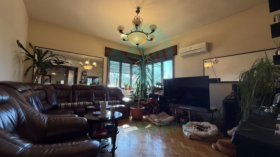 Etaj întreg 160 mp | 2 apartamente unite | Moșilo - Ștefan cel Mare - Poză 2