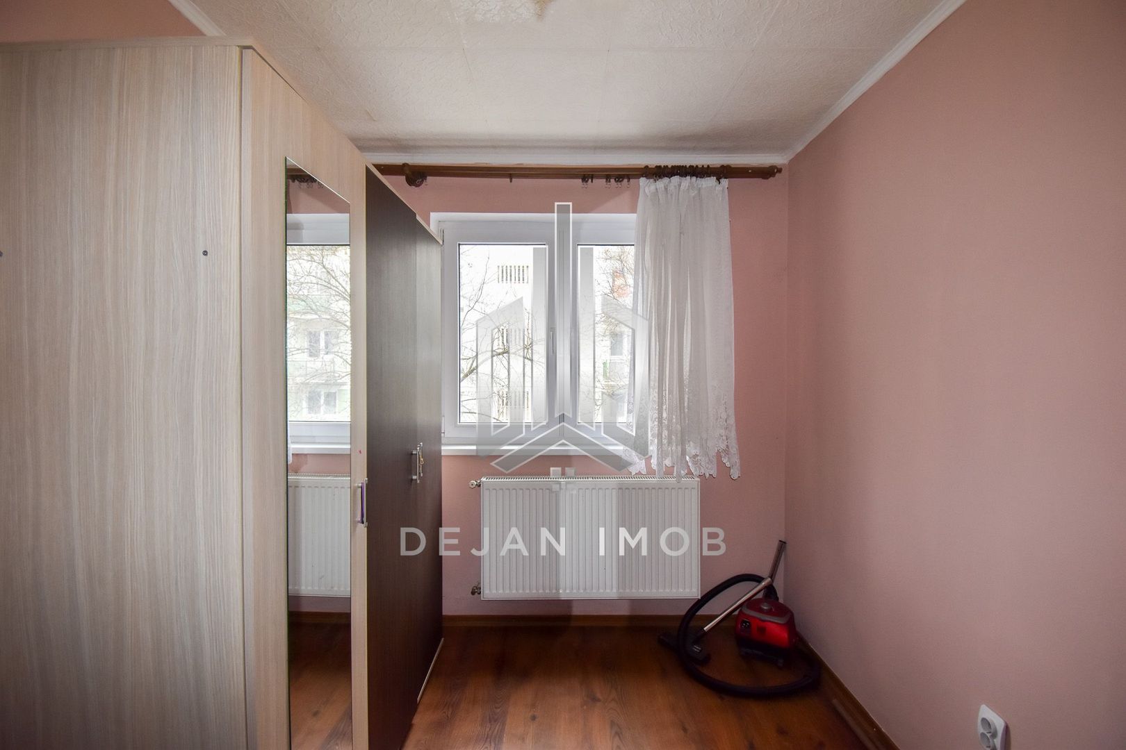 Apartament cu 2 camere de vânzare în Simeria, Sfantu Gheorghe - Poză 3
