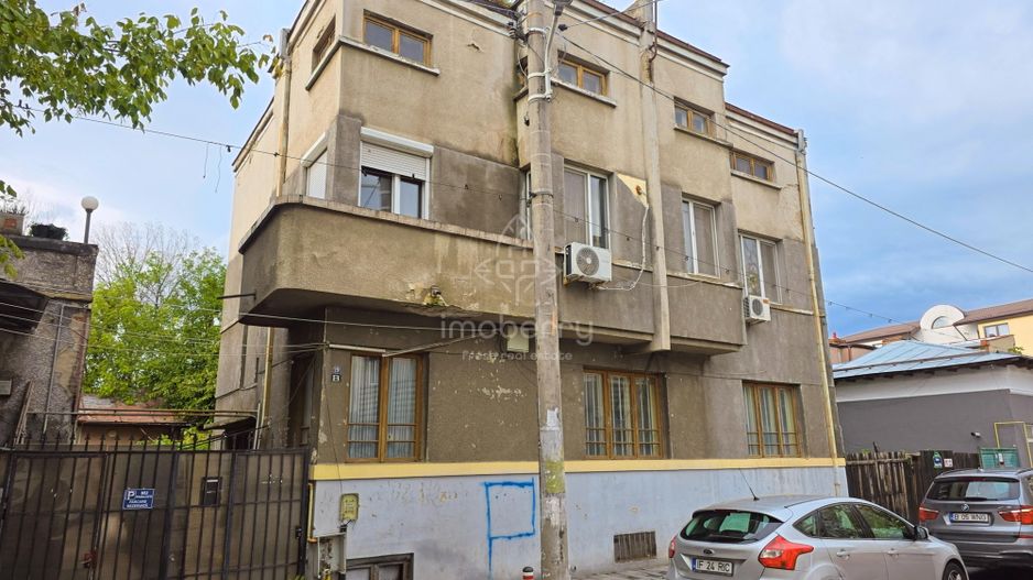 Vanzare imobil Str. Episcop Radu | OPORTUNITATE | Oferta RARA | - Poză 1