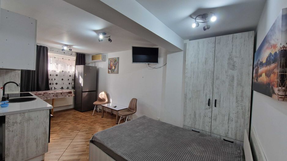 GARSONIERA EROII REVOLUTIEI 30MP - Poză 2