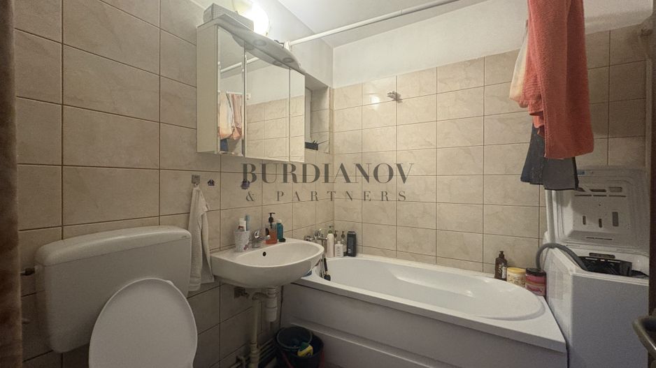 Apartament cu 3 camere - Centrala termica - Rahova - Calea Ferentari 8 - Poză 8