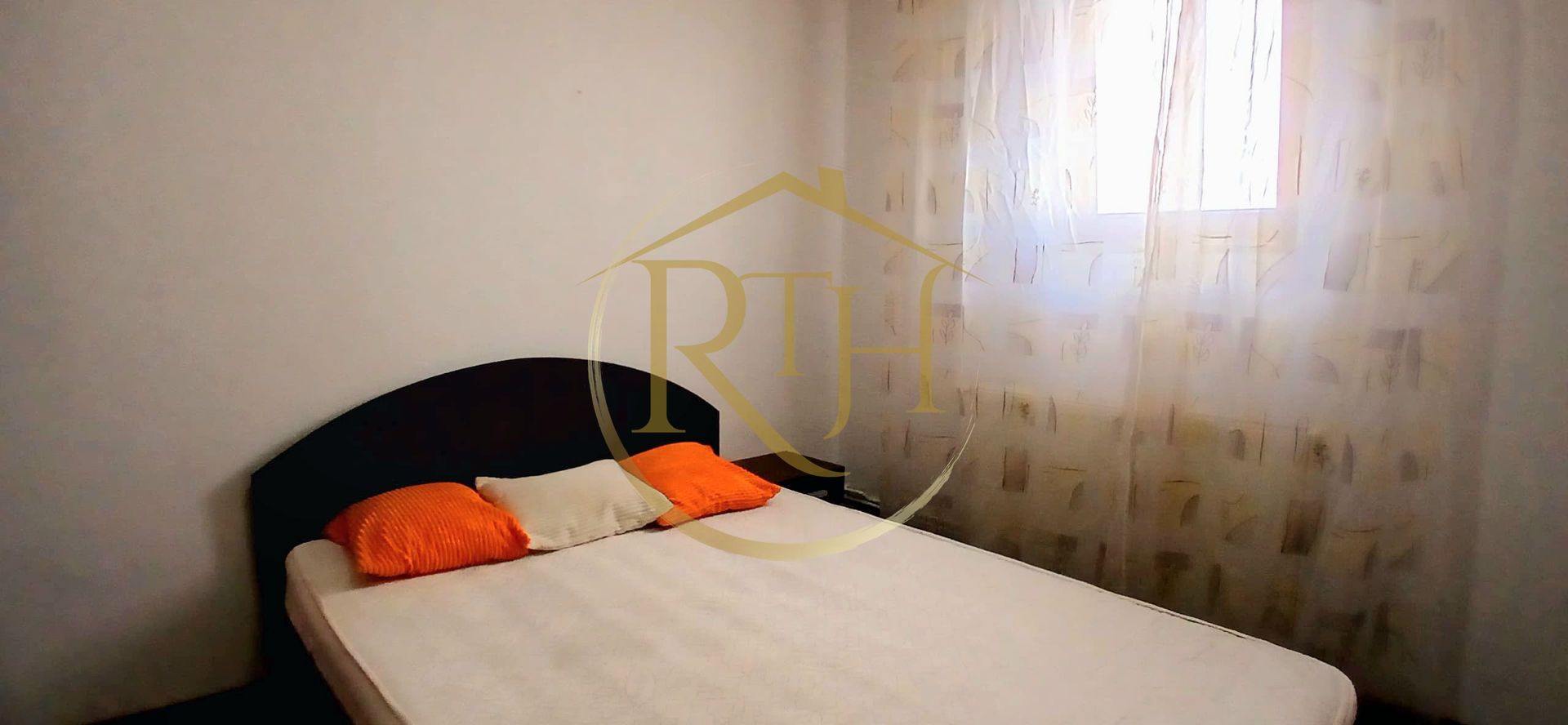 Oferim spre inchiriere, 2 camere, centrala proprie, parcare, Complex - Poză 1