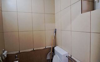 Vanzare apartament cu 1 camera,  zona Bibilotecii Lucian Blaga. - Poză 4