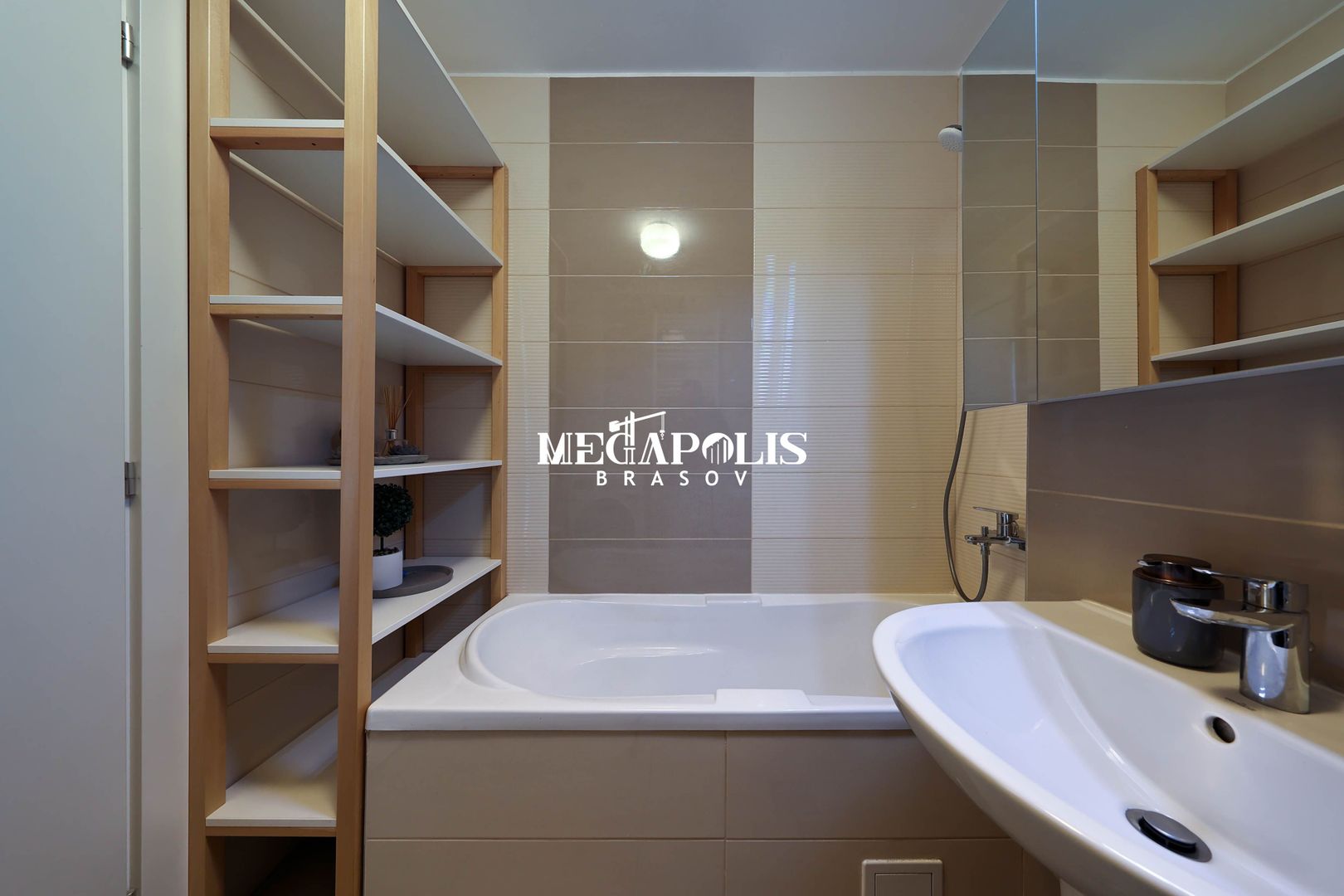 3 Camere | Tractorul | 67 MP | Parcare | Terasă 46 MP - Poză 14