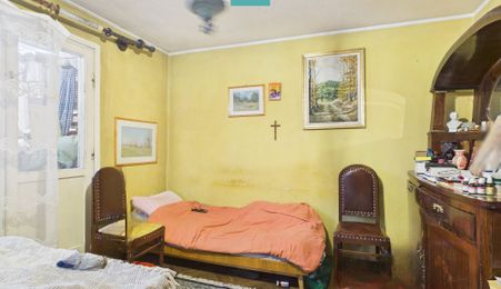 Apartament 3 camere, decomandat, în Zona Șagului