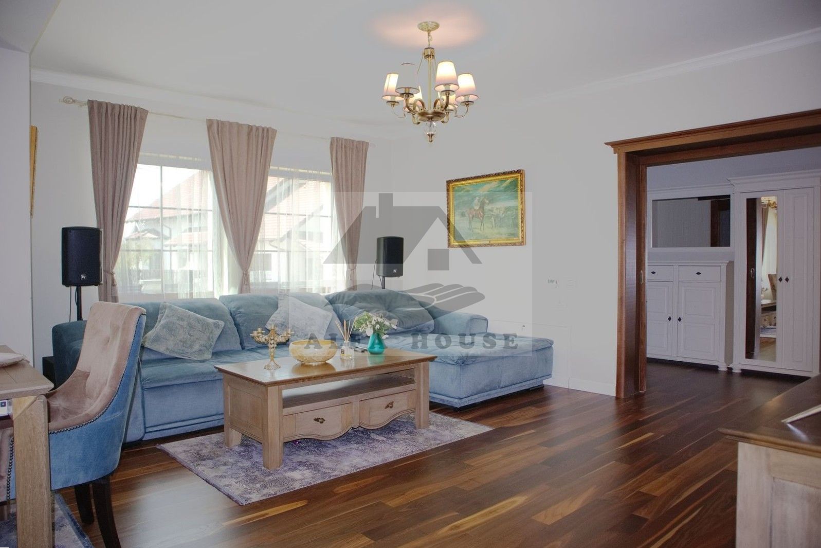 Casa deosebita cu 4 camere, 228 mp, Brașov - Cartierul Stupini - Poză 9