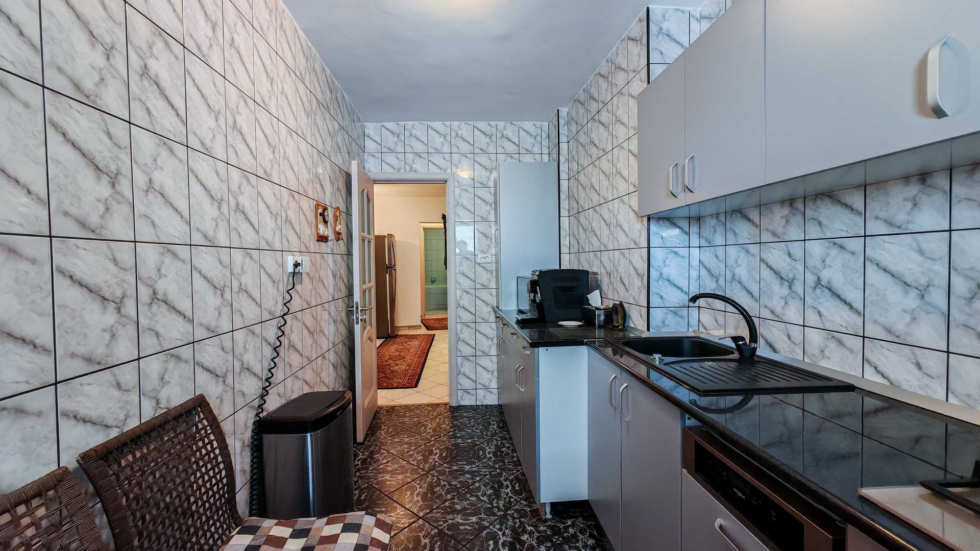 Apartament 3 camere, 76mp, 2 balcoane, 2 bai, bloc '81 – Dristor - Poză 4