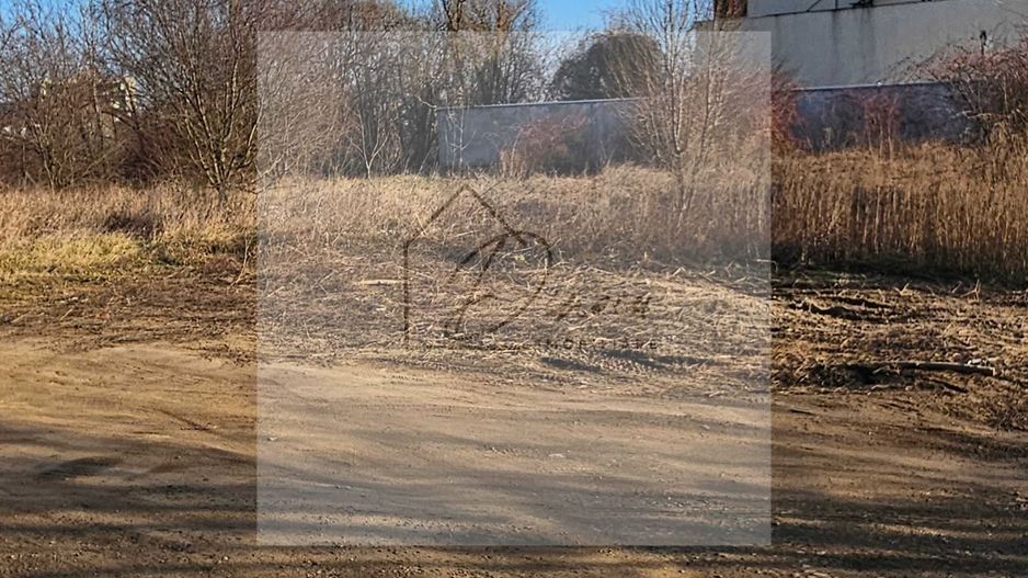 Teren Campul Pipera 425 mp plus 68 mp cota drum pentru constructie - Poză 2