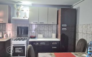 Casa spatiosa cu 5 camere, garaj si gradina, zona Gradiste - Poză 6