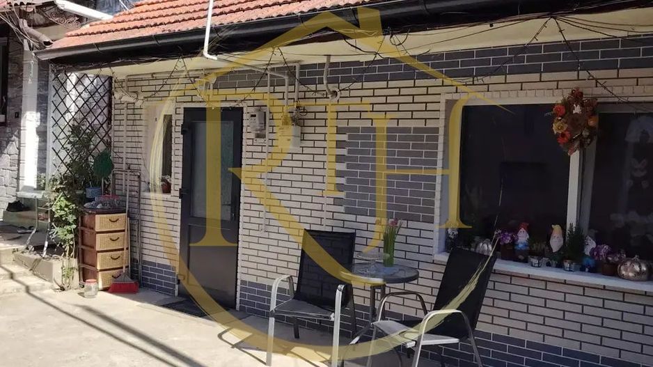 Oferim spre vanzare un apartament cu 1 camera la curte comuna  Timisoara - Poză 7