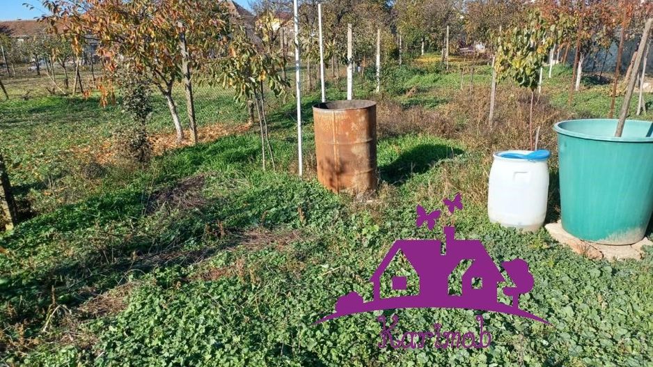 Casa la curte comuna in localitatea Nojorid - Poză 6