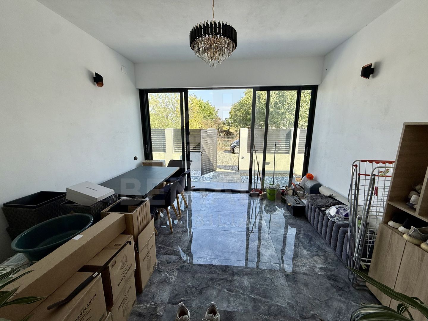 Casa parter lux - materiale premium - 214mp - 635mp teren - Metro - Poză 11