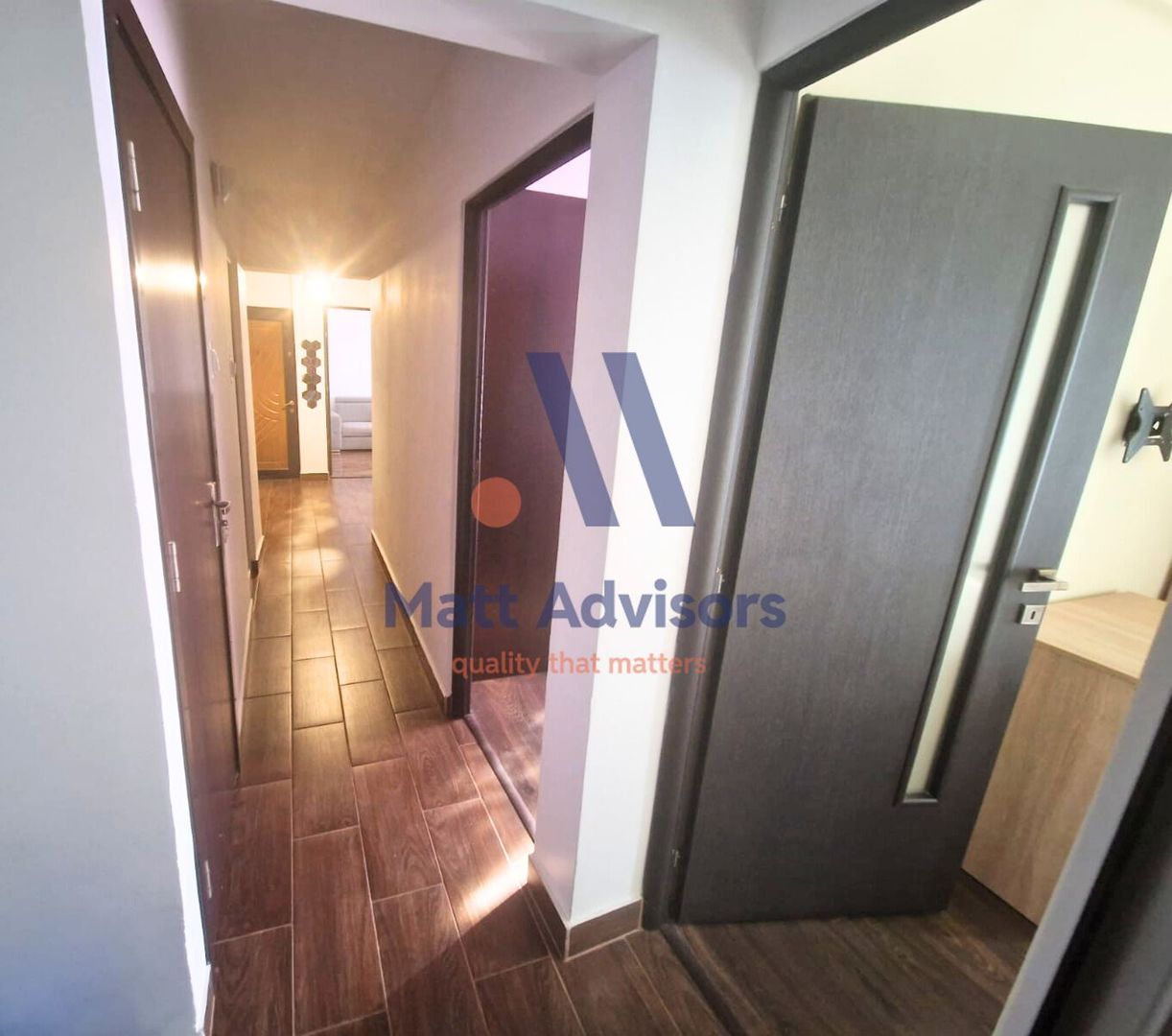 DE VANZARE Apartament 3 camere | mobilat | disponibil imediat CRANGASI - Poză 3